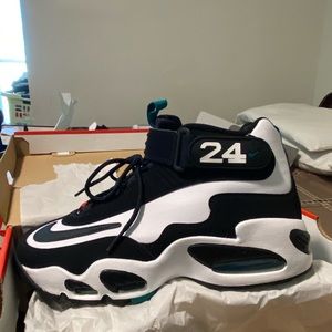 Used Mens Nike Air Griffey Max 1 size 9